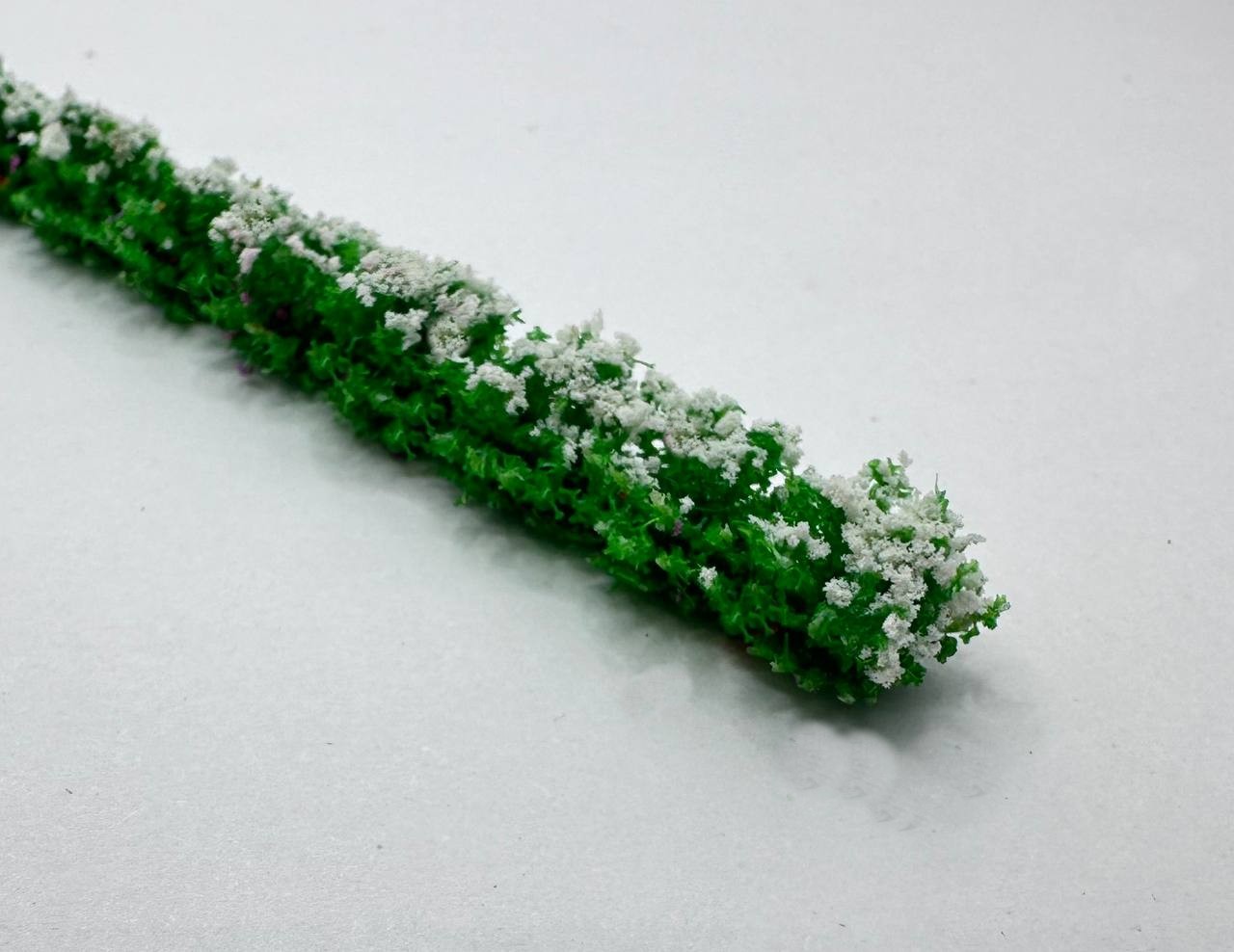 Кустарниковая полоска для макетирования "Снежный Сказочник"